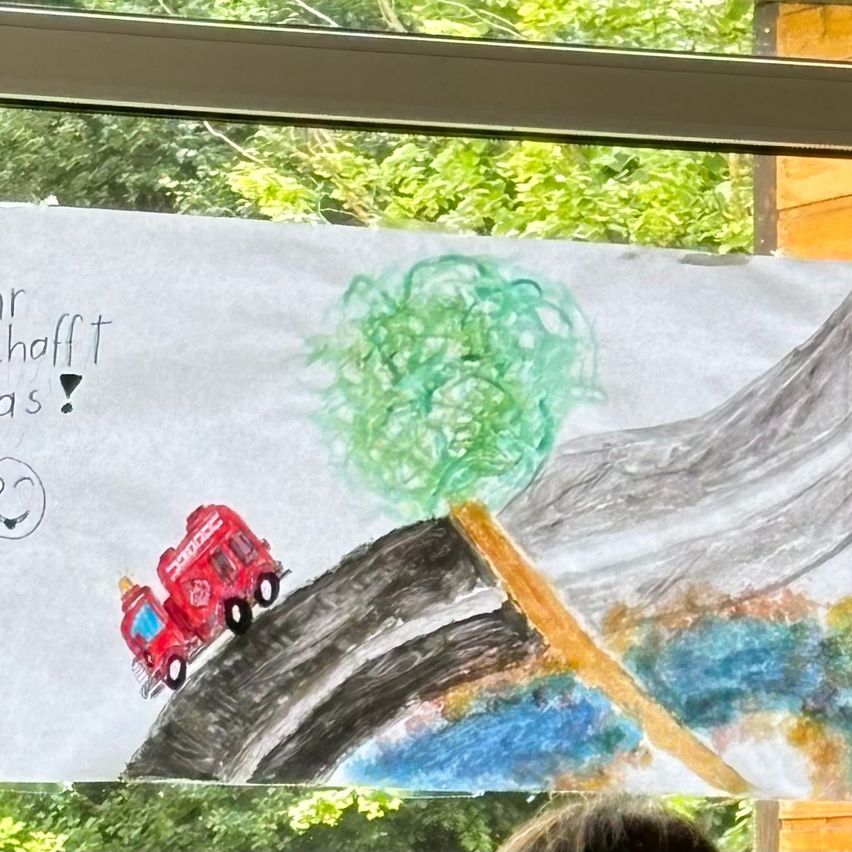 Bild enthält, Advertisement, Art, Painting, Person, Machine, Wheel, Text