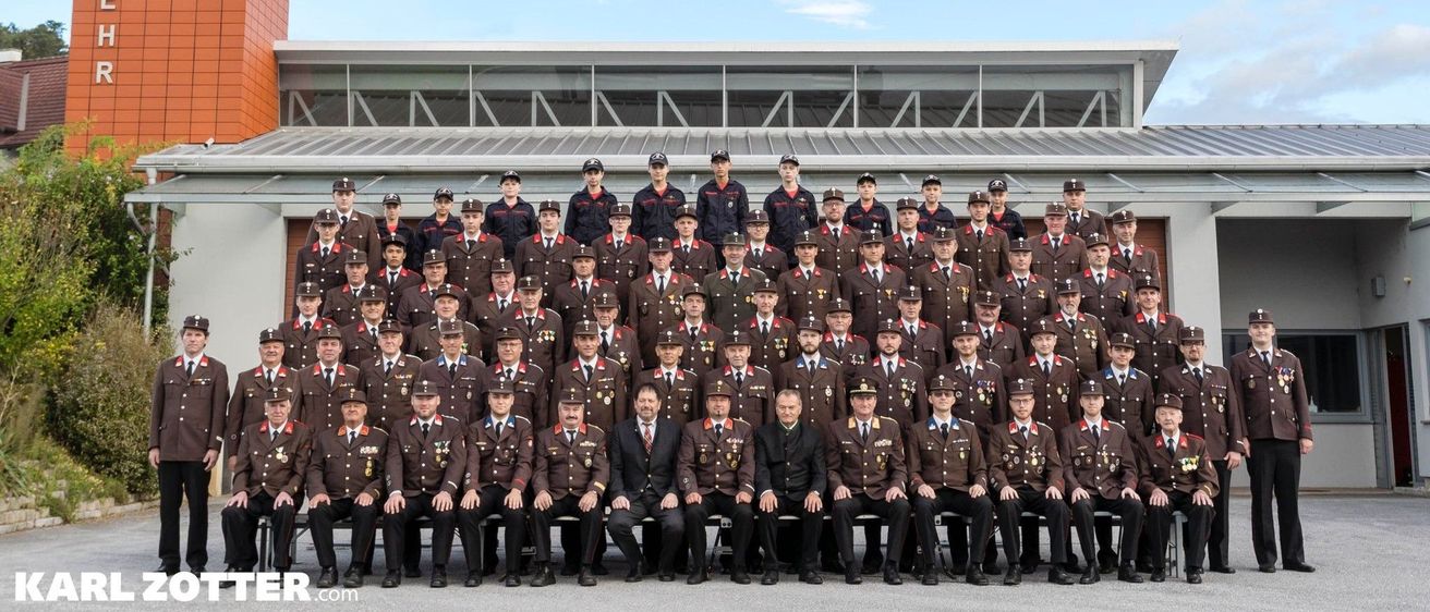 Bild enthält, People, Person, Clothing, Coat