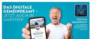 Ein Mann hält ein Smartphone mit der App Digitales Gemeindeamt. Blauer Hintergrund mit dem Text Das Digitale Gemeindeamt - Jetzt auch in Garsten! Digitale Gemeindeamt ist jetzt auch in Garsten. QR-Codes sind unten sichtbar.