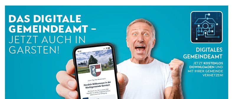 Ein Mann hält ein Smartphone mit der App Digitales Gemeindeamt. Blauer Hintergrund mit dem Text Das Digitale Gemeindeamt - Jetzt auch in Garsten! Digitale Gemeindeamt ist jetzt auch in Garsten. QR-Codes sind unten sichtbar.