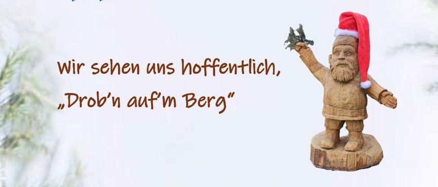 Ein Plakat für den Glühweinstand des Sportvereins Raisdorf. Termine: Samstag, den 13.12.2025 und Sonntag, den 14.12.2025, jeweils ab 15:00 Uhr. Angeboten werden Glühwein, Punsch, Aufstrichbrote und Schillerlocken. Eine Weihnachtsmannfigur hält einen Zweig. Motto: 'Drob'n auf'm Berg.'