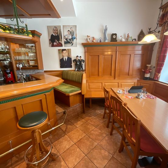 Interior Design, Building, Floor, Person, Wood, Chair, Suit, Flooring, Bar, Dining Table