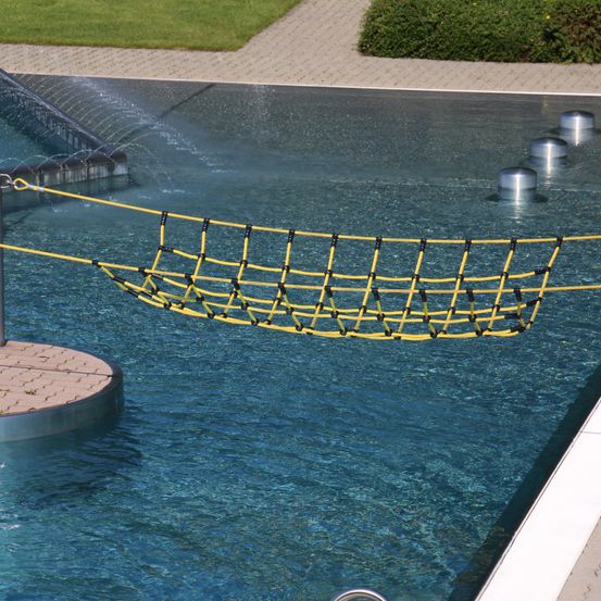 Bild enthält, Pool, Swimming Pool, Water, Architecture, Building, Hotel, Resort, Handrail