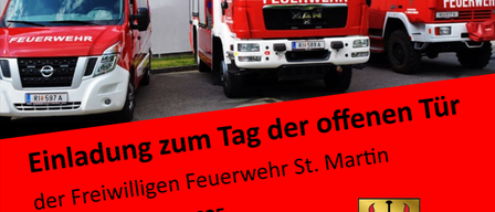 Rotes Plakat mit drei Feuerwehrfahrzeugen, Einladung zum Tag der offenen Tür der Freiwilligen Feuerwehr St. Martin am 7. September 2025 ab 10 Uhr. Es zeigt ein Logo, Menü mit Kaffee, Küchenbuffet und verschiedene Gerichte.