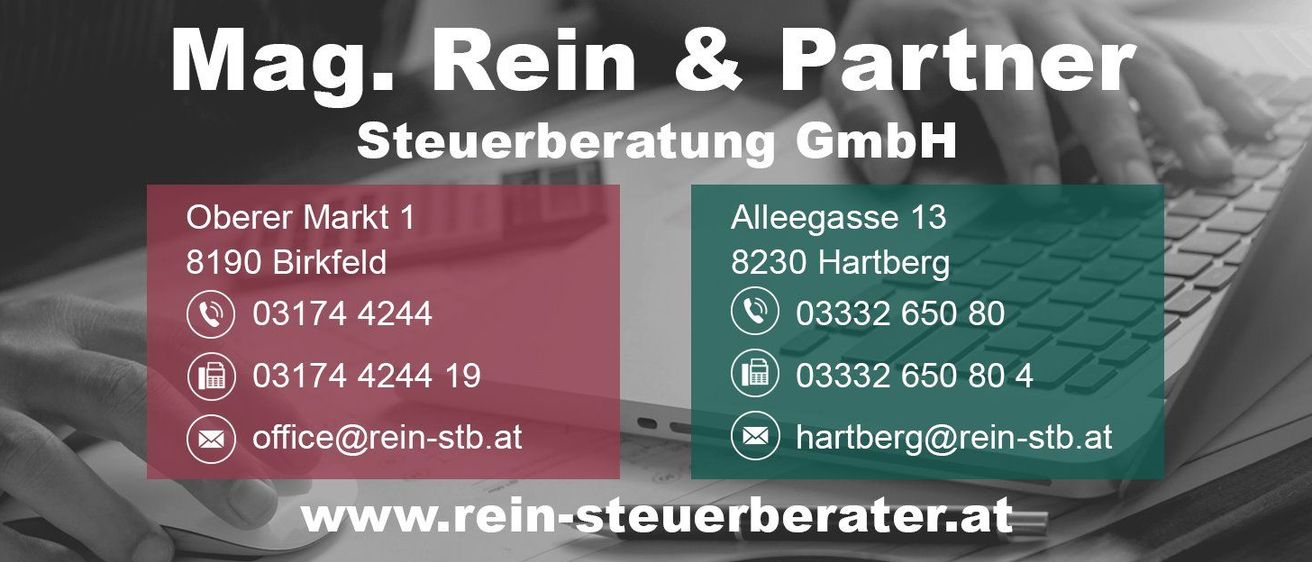 Bild enthält, Computer, Electronics, Laptop, Pc, Computer Hardware, Computer Keyboard, Business Card, Text, Baby, Person