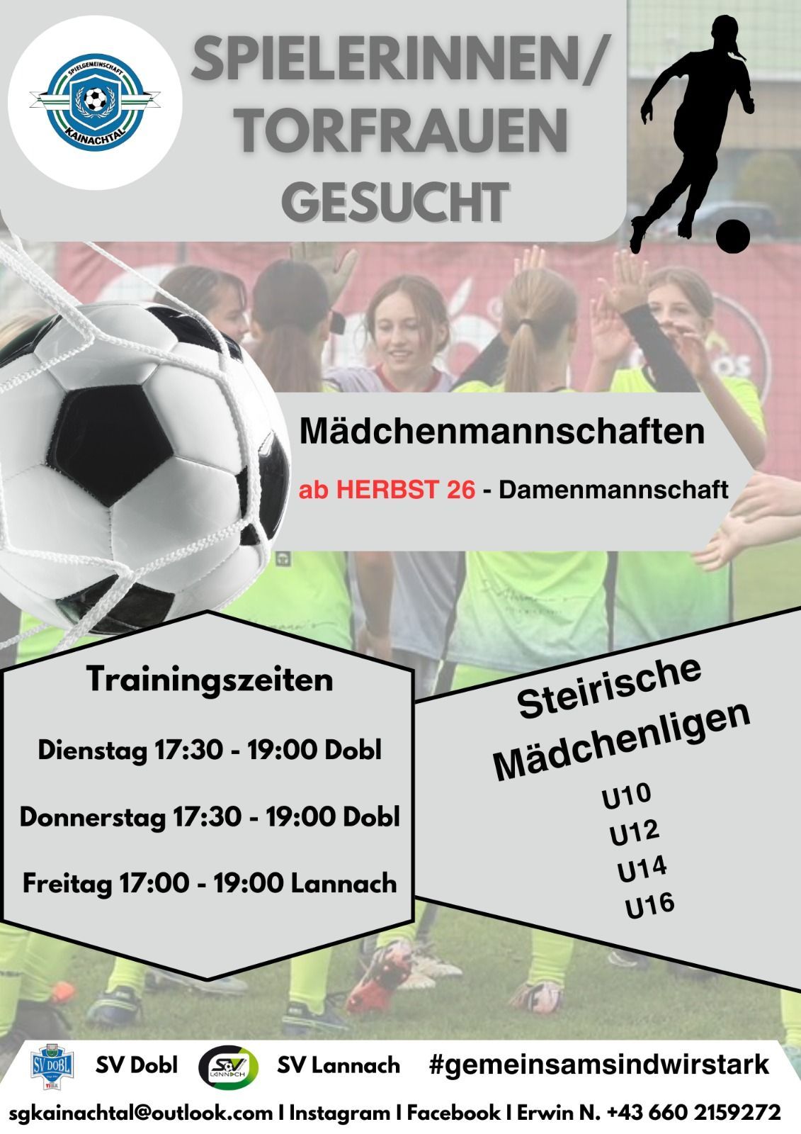 Plakat für Mädchenfußballmannschaften mit Trainingszeiten und Altersgruppen. Das Training findet dienstags, donnerstags und freitags zu bestimmten Zeiten statt.
