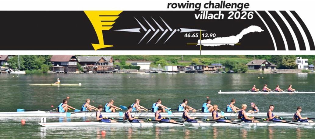 Ein Ruderteam in blauen Uniformen rudert auf einem See mit Häusern im Hintergrund. Der Text 'rowing challenge villach 2026' ist oben angezeigt.