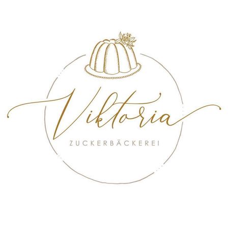 Ein Logo für 'Vilttoria Zuckerbackerei', das einen goldfarbenen Nachtisch, möglicherweise einen Kuchen, mit Blumen darauf zeigt, vor einem weißen Hintergrund.