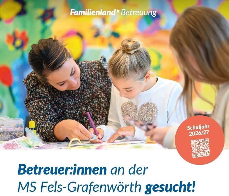 Drei Frauen sind in einer Kunstaktivität verwickelt, eine Frau hält einen Stift und schreibt auf ein Papier, während die anderen beiden das Papier betrachten. Der Hintergrund ist bunt mit dem Text 'Familienland Betreuung'.