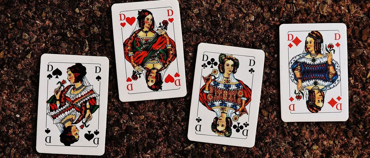 Bild enthält, Person, Adult, Female, Woman, Text, Number, Symbol, Face, Head