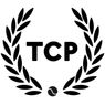 Ein Lorbeerkranz-Logo für TCP mit einem Tennisball im unteren Zentrum.