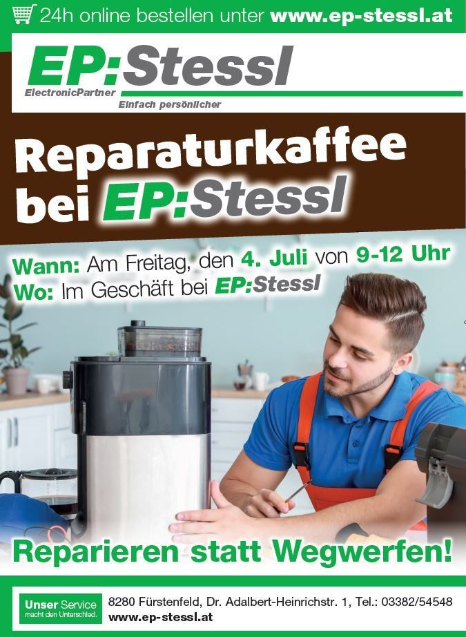 EP:Stessi Werbung für eine Reparaturkaffee-Veranstaltung am 4. Juli von 9-12 Uhr. Ein Mann in einem blauen Hemd und orangefarbenen Trägern repariert eine Maschine.