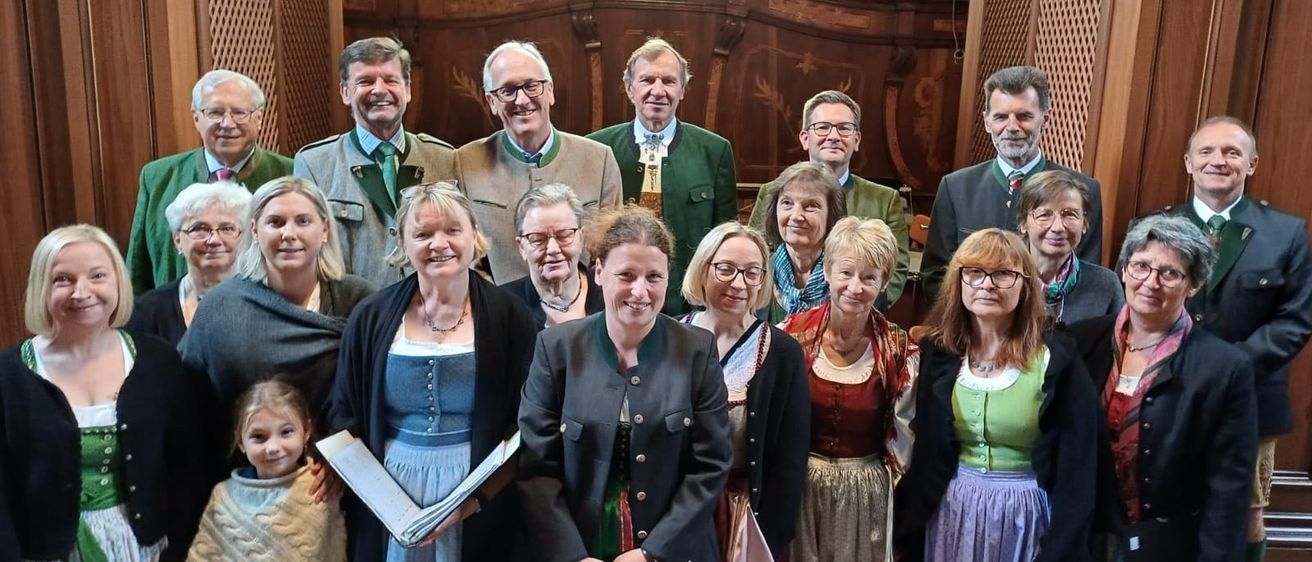 82db6ce9-d6fd-4985-93c6-2df0186863b4