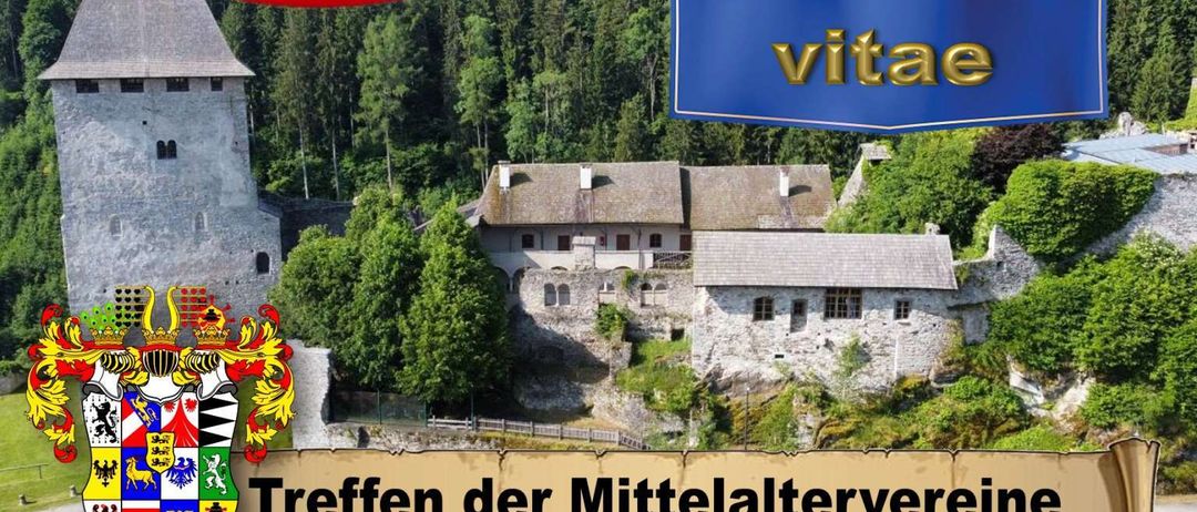 Bild enthält, Building, Hotel, Monastery, Vegetation, Cottage, Resort, Tree, Neighborhood, Fortress, Outdoors