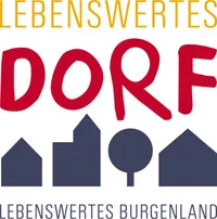 Ein weißer Hintergrund mit rotem Text, der oben 'LEBENSWERTES DORF' und unten 'LEBENSWERTES BURGENDLAND' steht. In der Mitte sind drei blaue Häuser, ein Baum und ein Gebäude abgebildet.