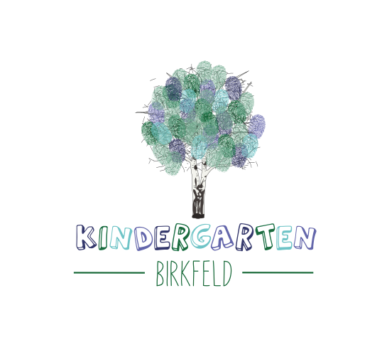 Illustration eines bunten Baumes mit Blättern in Form von Fingerabdrücken. Der Baum hat einen Stamm und ist mit Kindergarten Birkfeld beschriftet. Der Hintergrund ist weiß.
