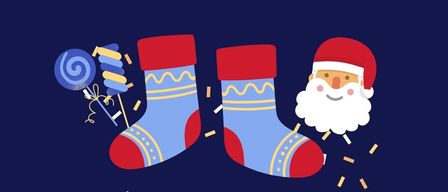 Ein Plakat bewirbt ein Kasper-Stück mit dem Weihnachtsmann, einem Lollipop und zwei roten Socken. Der Text besagt, dass Kasper die Wartezeit auf den Nikolaus verkürzt hat. Die Anmeldung ist bis zum 26. November 2025 offen.