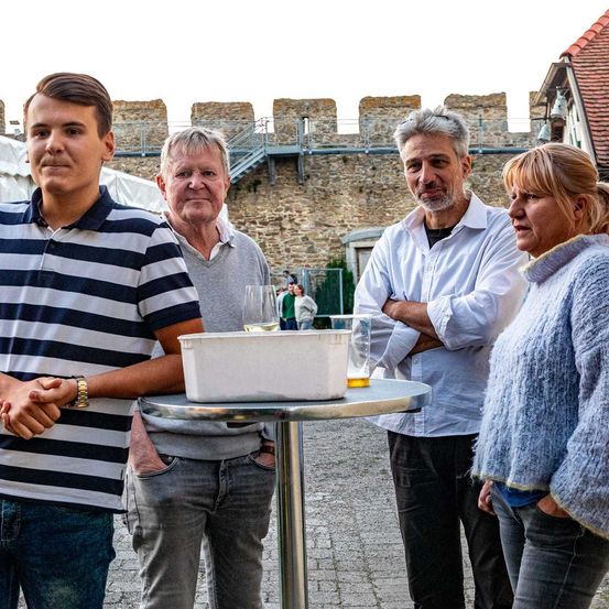 372991967_861172408816827_2903414278140394021_n