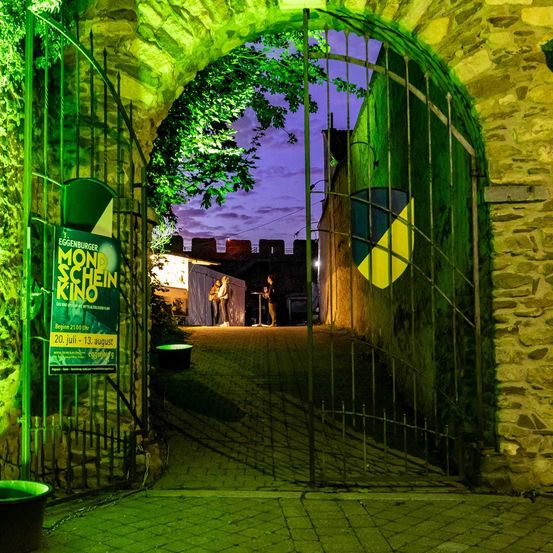 370805711_861172442150157_4402070546626012570_n