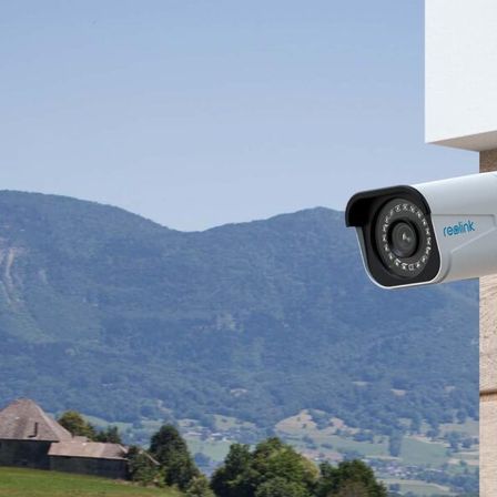 Bild enthält, Person, Security