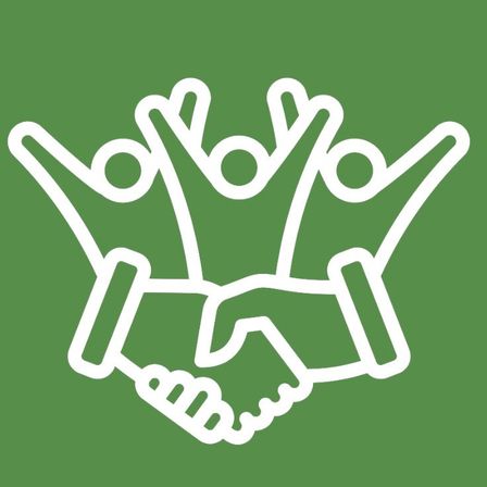 Auf einem grünen Hintergrund befindet sich ein weißes Symbol von Händeschütteln, das Einheit und Teamarbeit symbolisiert.