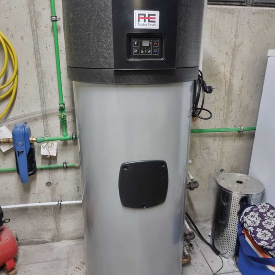 Bild enthält, Electrical Device, Switch, Machine, Screw, Mailbox