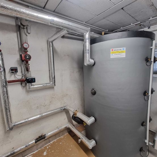 Bild enthält, Person, Plumbing, Blade, Razor, Weapon