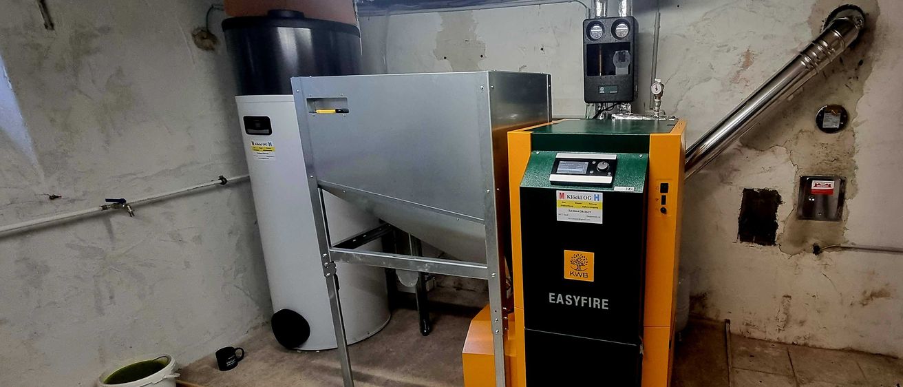 Bild enthält, Basement, Indoors, Room, Floor