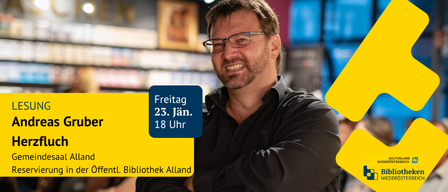 Ein Mann steht in einem Supermarkt, lächelt und hat die Arme verschränkt. Ein blauer Banner weist auf eine Veranstaltung am Freitag, 23. Januar, um 18 Uhr in der Bibliothek Alland hin.