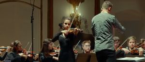 Bild enthält, Adult, Female, Person, Woman, Male, Man, Music, Musician, Performer, Group Performance