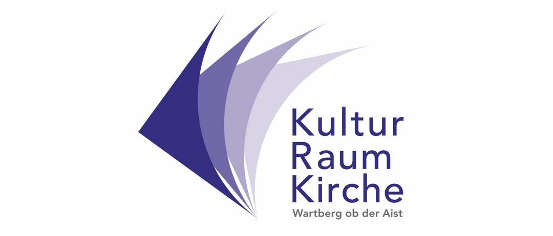 Das Logo zeigt die Worte 'Kultur Raum Kirche' mit 'Wartberg ob der Aist' darunter in Blau und Lila. Das Design ist abstrakt mit einer Kombination von Dreiecken und Wellen.