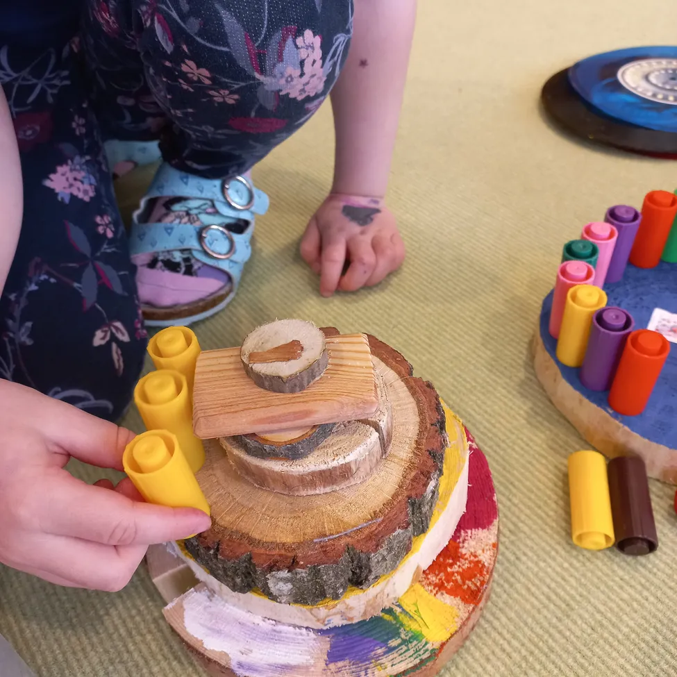 Cream, Dessert, Food, Icing, Birthday Cake, Cake, Finger, Person, Baby, Shoe
