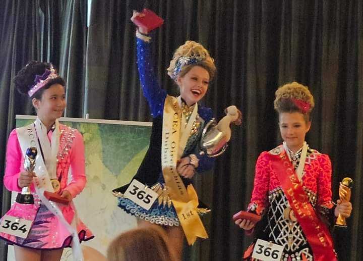 Bild enthält, Adult, Bride, Female, Person, Woman, Lady, Accessories, Jewelry, Sash, Crown