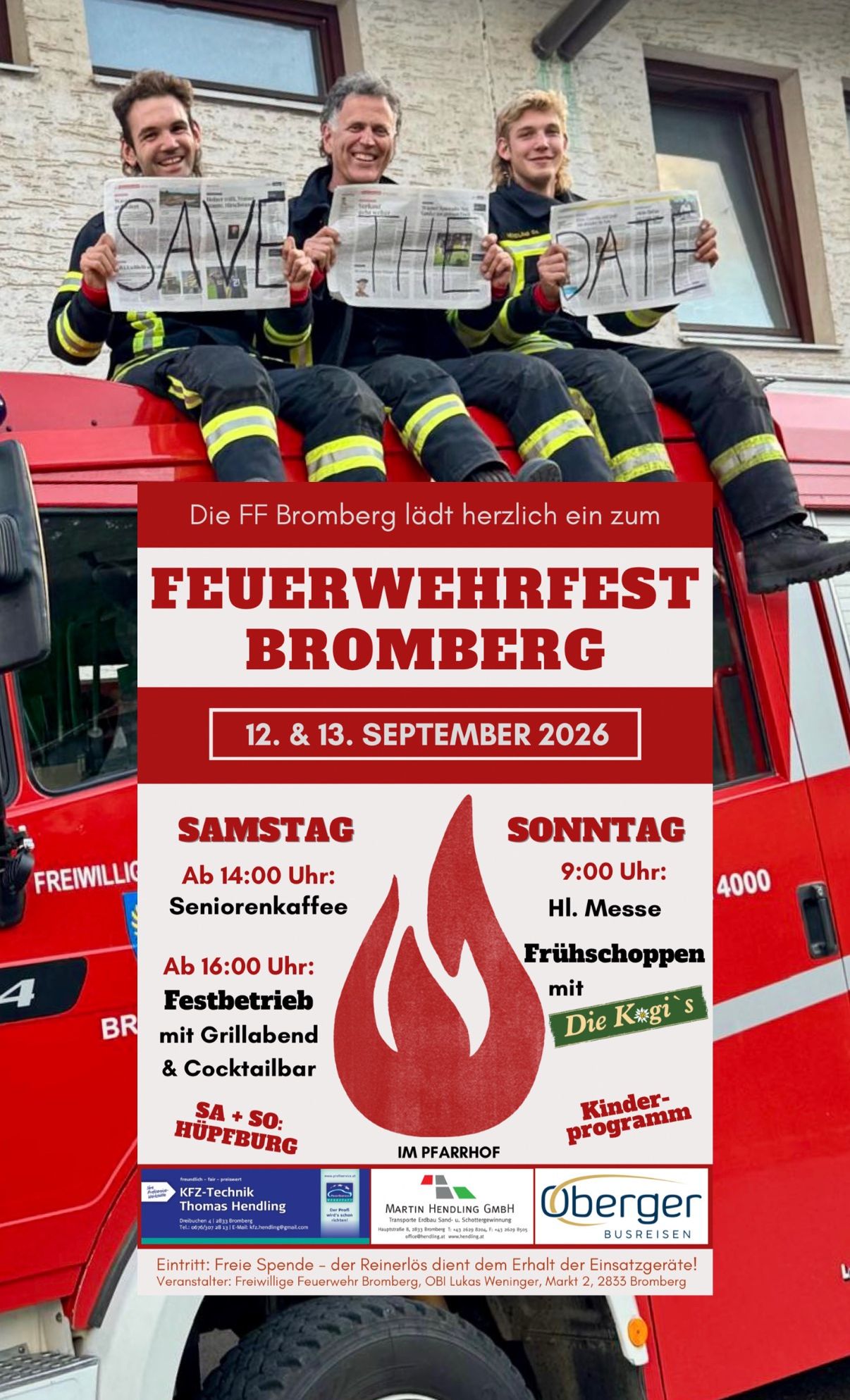 Plakat für das Feuerwehrfest Bromberg am 12. und 13. September 2026. Drei Feuerwehrleute sitzen auf einem Feuerwehrwagen mit Zeitungen. Das Plakat enthält Veranstaltungszeiten und Aktivitäten.
