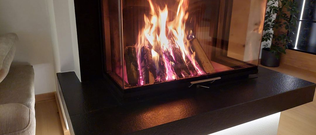 Bild enthält, Fireplace, Indoors, Hearth