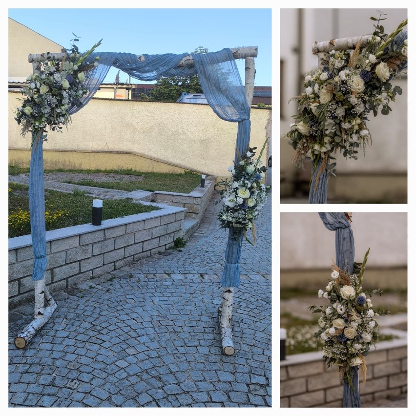 Eine Collage aus drei Bildern, die einen dekorativen Bogen aus Holz und Stoff zeigt, geschmückt mit Blumen und Grün, vor dem Hintergrund einer Steinmauer und einem Kopfsteinpflaster.