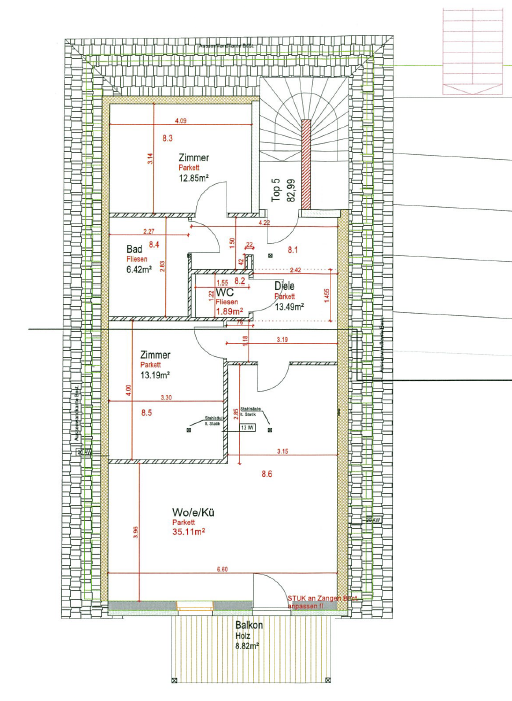 Ein Grundriss eines Hauses mit beschrifteten Räumen, einschließlich Badezimmer, WC, Wohnzimmer und Küche. Für jeden Bereich sind Abmessungen angegeben, wobei die gesamte Grundfläche 12,85m² beträgt.