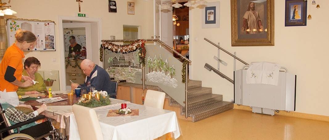 v1_migrated_image_3195937