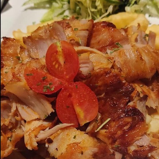 Bild enthält, Food, Food Presentation, Plate, Meat, Mutton, Brunch