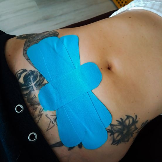 Bild enthält, Person, Skin, Tattoo