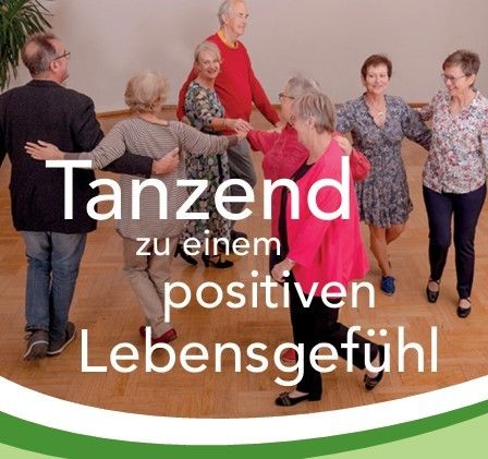 Bild enthält, Adult, Female, Person, Woman, People, Male, Man, Jeans, Dancing, Coat