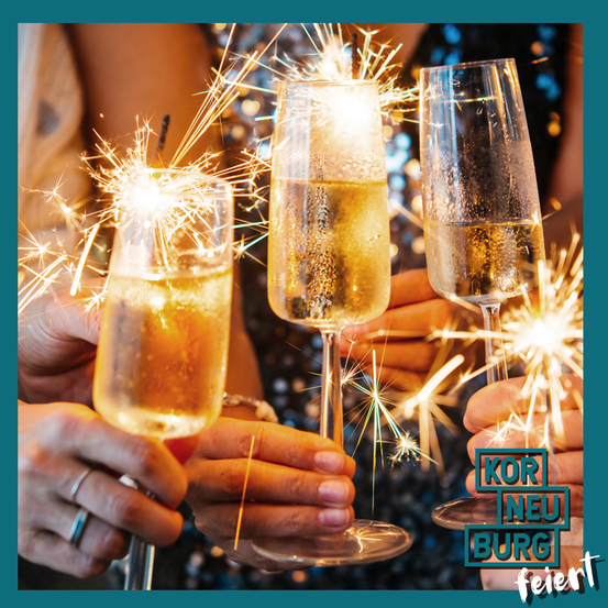 Bild enthält, Glass, Finger, Hand, Person, Alcohol, Beer, Beverage, Cocktail