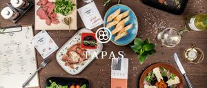 Bild enthält, Brunch, Food, Lunch, Meal, Text, Plate, Food Presentation, Tape