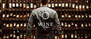 Bild enthält, Alcohol, Beverage, Liquor, Wine, Adult, Male, Man, Person, Bottle, Wine Cellar