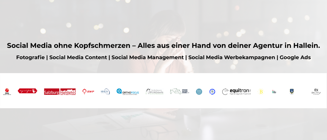 Ein Website-Banner zeigt verschiedene Dienstleistungen wie Social-Media-Inhalte, Management und Kampagnen. Es hebt die Silhouette einer Frau mit verschwommenen Lichtern im Hintergrund hervor. Unten sind mehrere Logos von Organisationen und Sponsoren zu sehen.