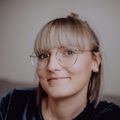 storymanufaktur. by Anna Gastinger-Logo