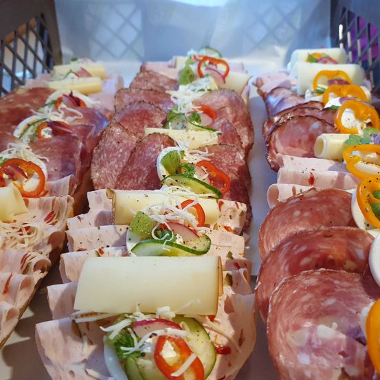 Bild enthält, Brunch, Food, Food Presentation, Egg, Meal, Dish, Platter