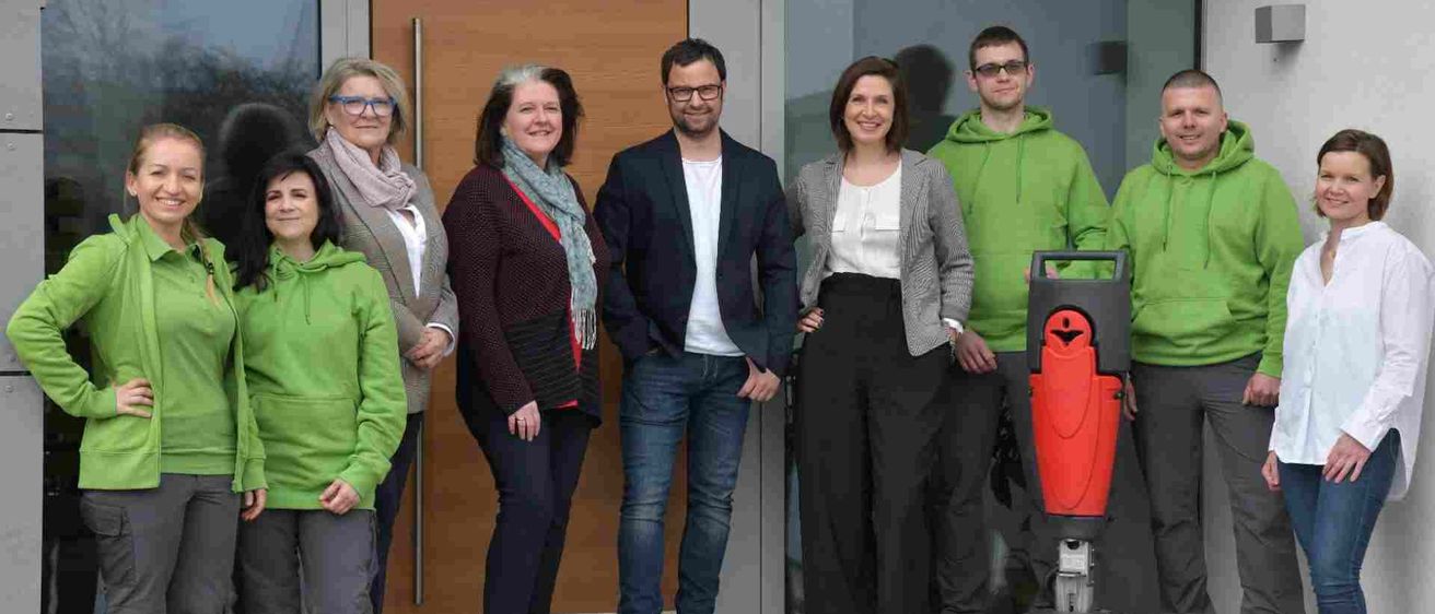 v1_migrated_image_49688325