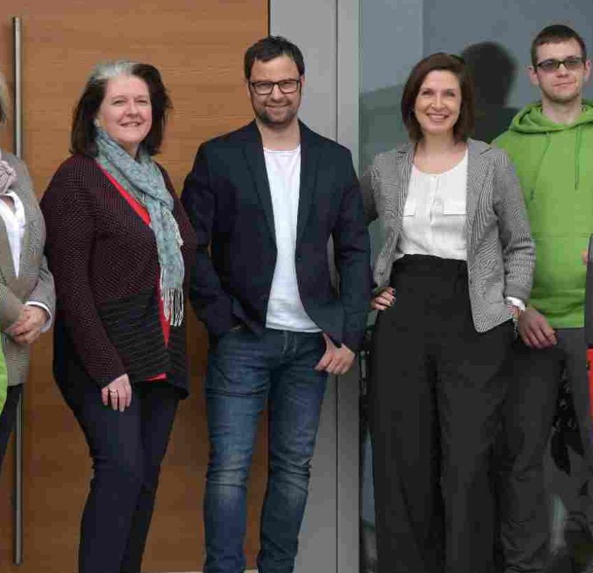 v1_migrated_image_49688325