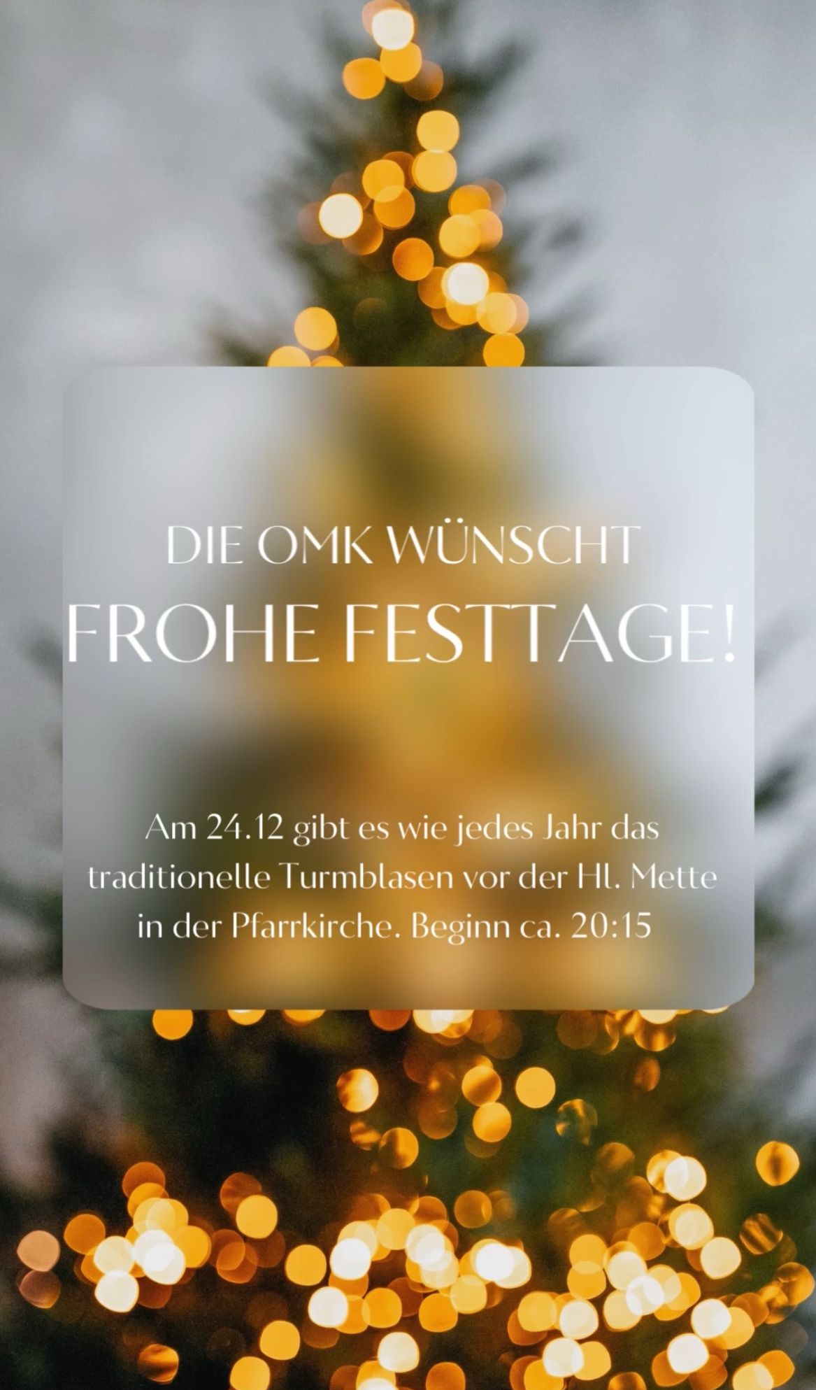Bild enthält, Lighting, Festival, Christmas, Christmas Decorations, Business Card, Paper, Text, Christmas Tree